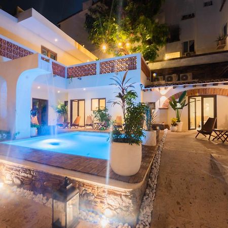 Casa Victoria Malecon - Adults Only Hotell Puerto Vallarta Eksteriør bilde