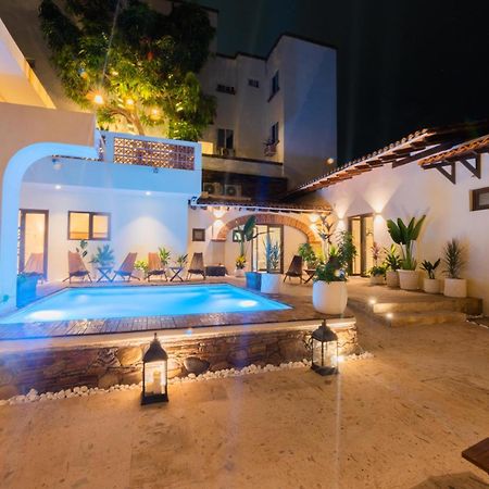 Casa Victoria Malecon - Adults Only Hotell Puerto Vallarta Eksteriør bilde