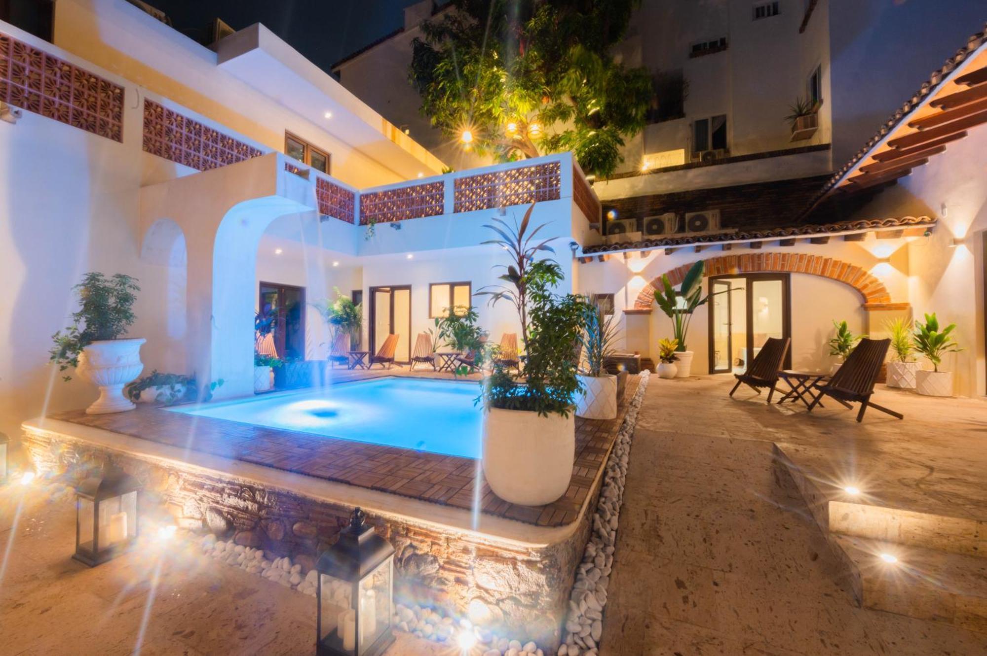 Casa Victoria Malecon - Adults Only Hotell Puerto Vallarta Eksteriør bilde