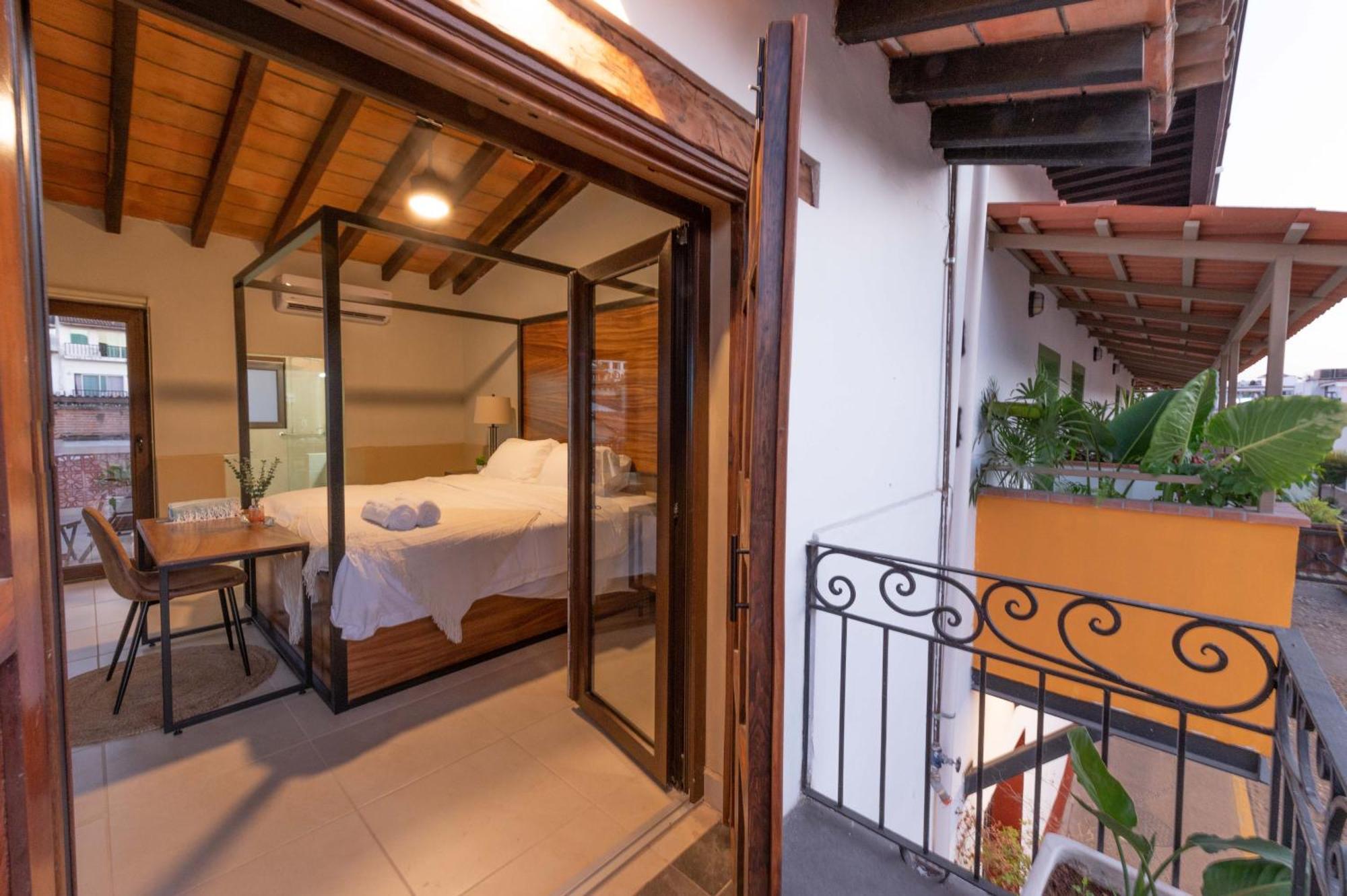 Casa Victoria Malecon - Adults Only Hotell Puerto Vallarta Eksteriør bilde
