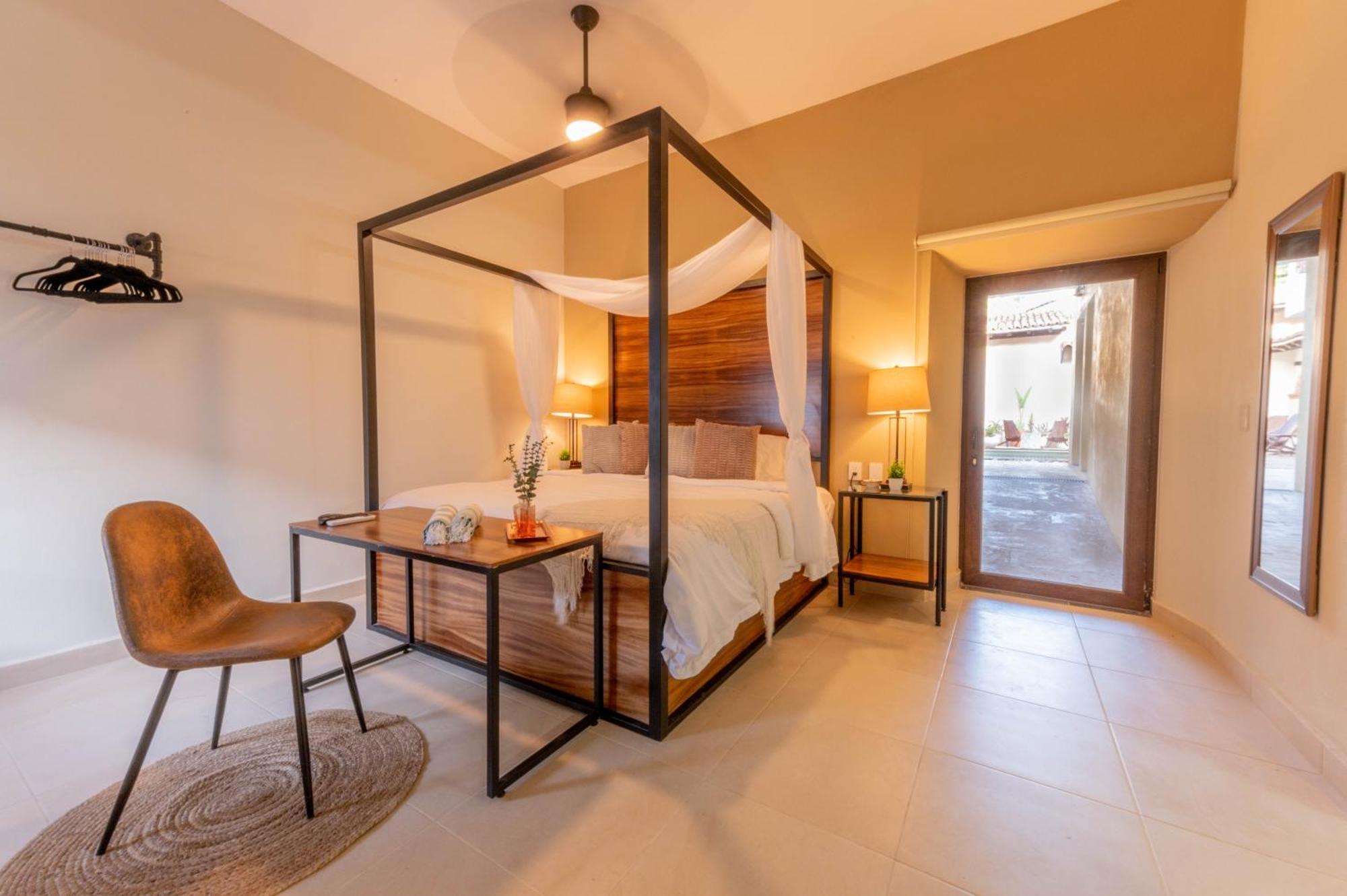 Casa Victoria Malecon - Adults Only Hotell Puerto Vallarta Eksteriør bilde