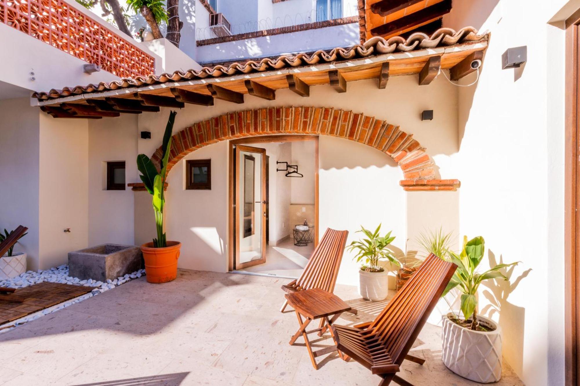 Casa Victoria Malecon - Adults Only Hotell Puerto Vallarta Eksteriør bilde